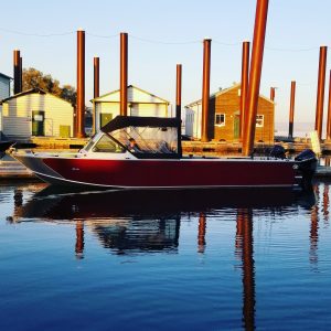 Oregon and Washington guide boat.